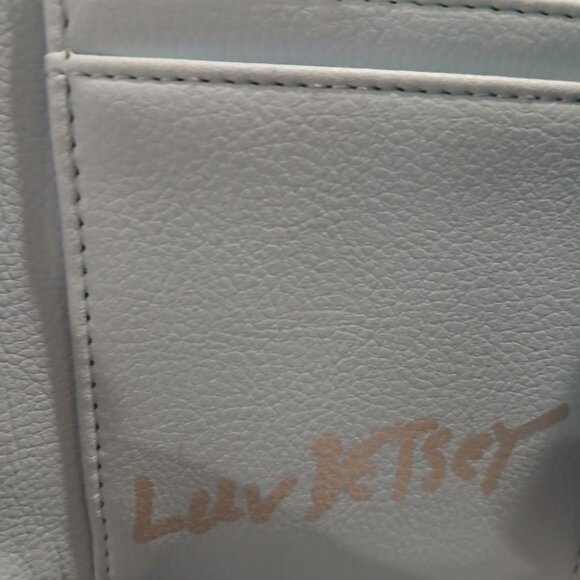 Betsey Johnson Pale Pink Satchel & Wallet - Picture 11 of 15